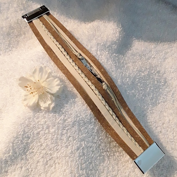 NEW Multi Blush Wrap Bracelet - Picture 5 of 8